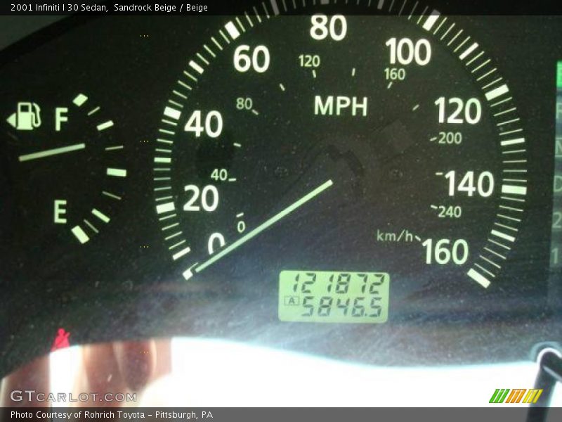 Sandrock Beige / Beige 2001 Infiniti I 30 Sedan