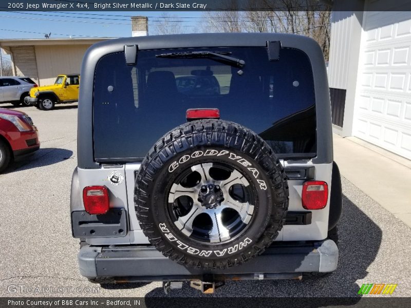 Bright Silver Metallic / Dark Slate Gray 2005 Jeep Wrangler X 4x4