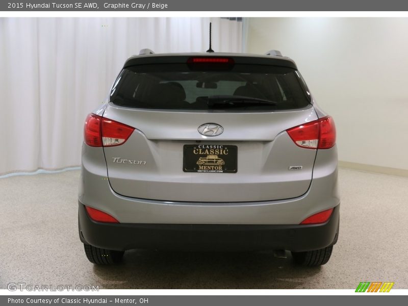 Graphite Gray / Beige 2015 Hyundai Tucson SE AWD