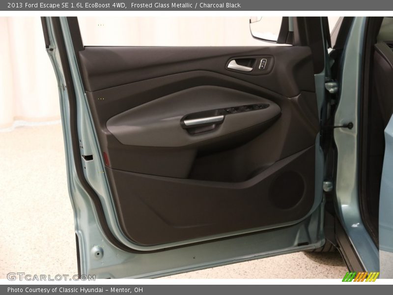 Frosted Glass Metallic / Charcoal Black 2013 Ford Escape SE 1.6L EcoBoost 4WD