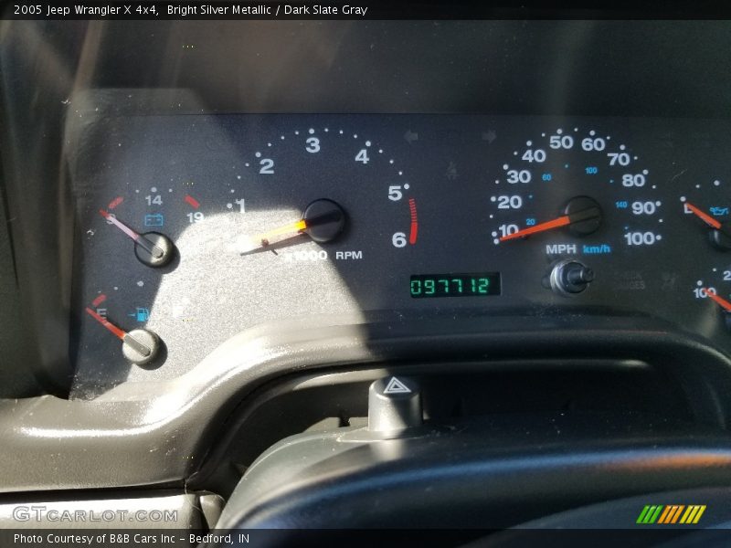 Bright Silver Metallic / Dark Slate Gray 2005 Jeep Wrangler X 4x4