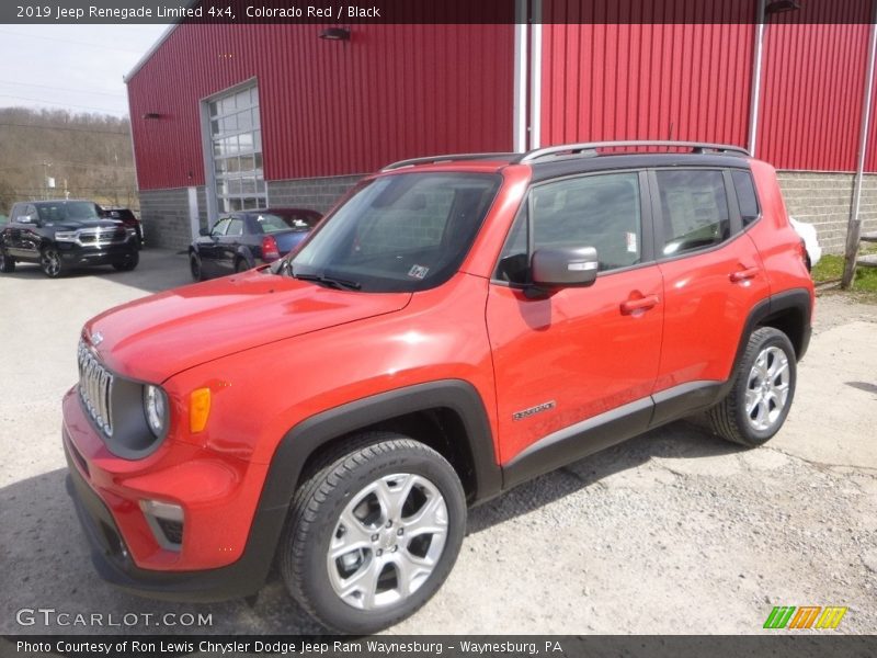 Front 3/4 View of 2019 Renegade Limited 4x4