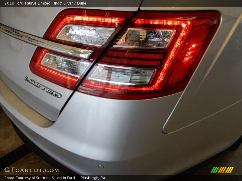 Ingot Silver / Dune 2018 Ford Taurus Limited