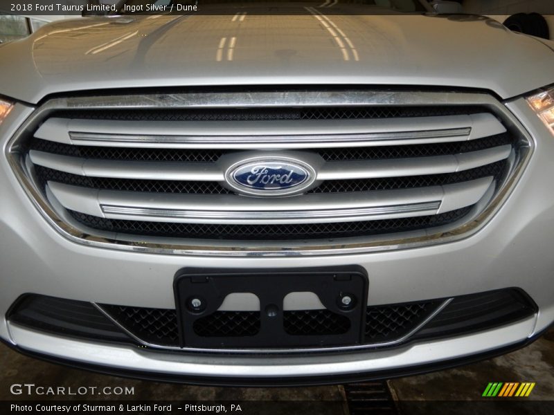 Ingot Silver / Dune 2018 Ford Taurus Limited