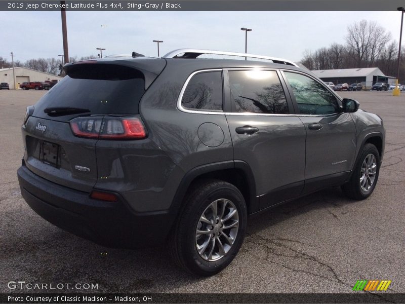Sting-Gray / Black 2019 Jeep Cherokee Latitude Plus 4x4