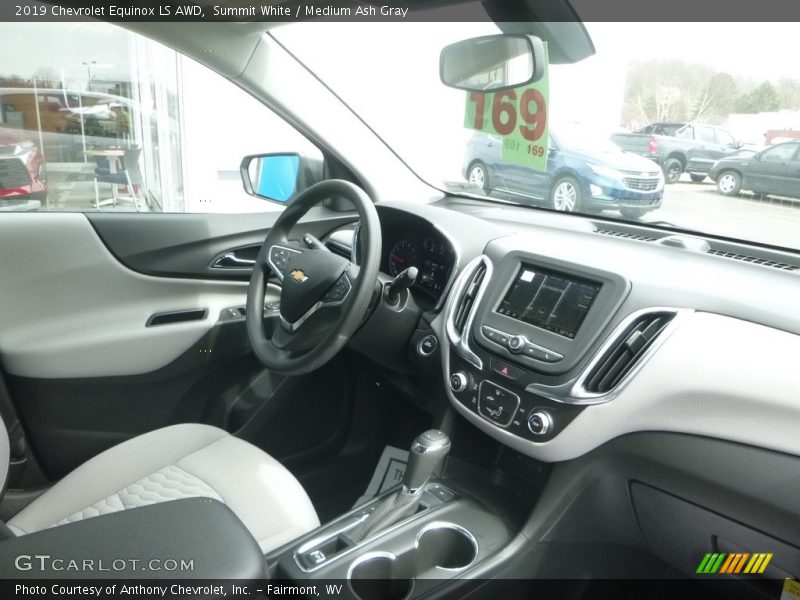 Summit White / Medium Ash Gray 2019 Chevrolet Equinox LS AWD