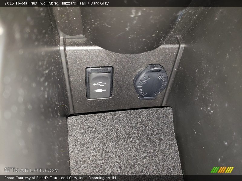 Blizzard Pearl / Dark Gray 2015 Toyota Prius Two Hybrid