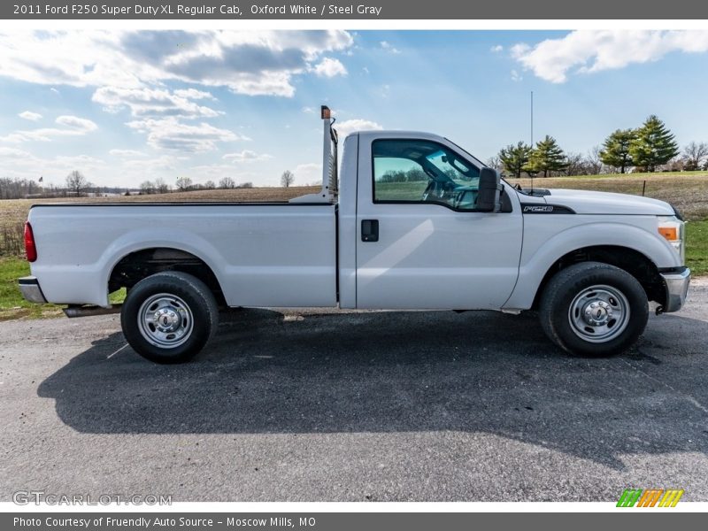 Oxford White / Steel Gray 2011 Ford F250 Super Duty XL Regular Cab