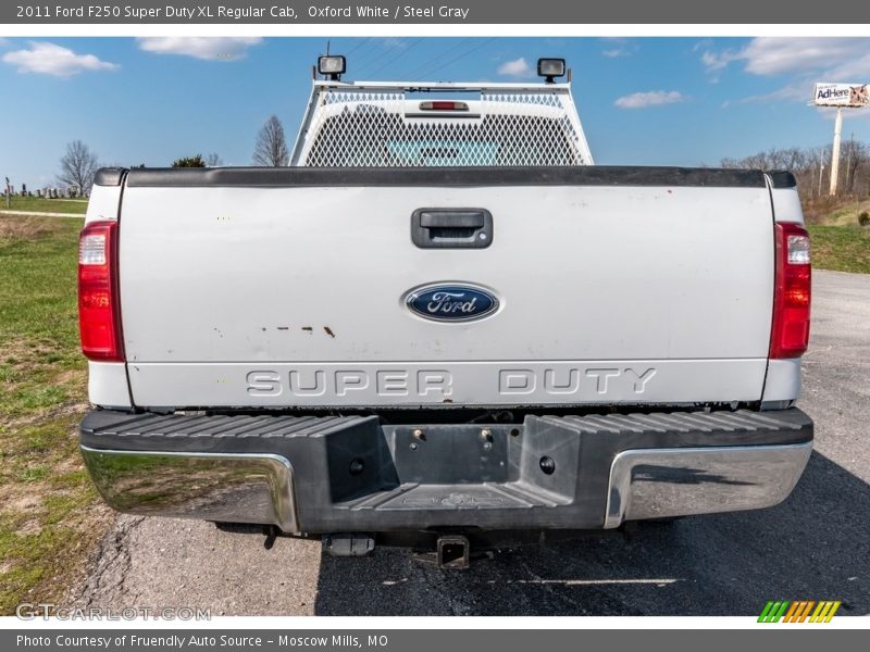 Oxford White / Steel Gray 2011 Ford F250 Super Duty XL Regular Cab