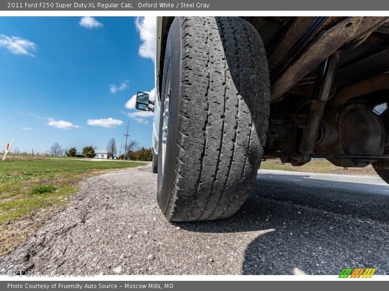 Oxford White / Steel Gray 2011 Ford F250 Super Duty XL Regular Cab