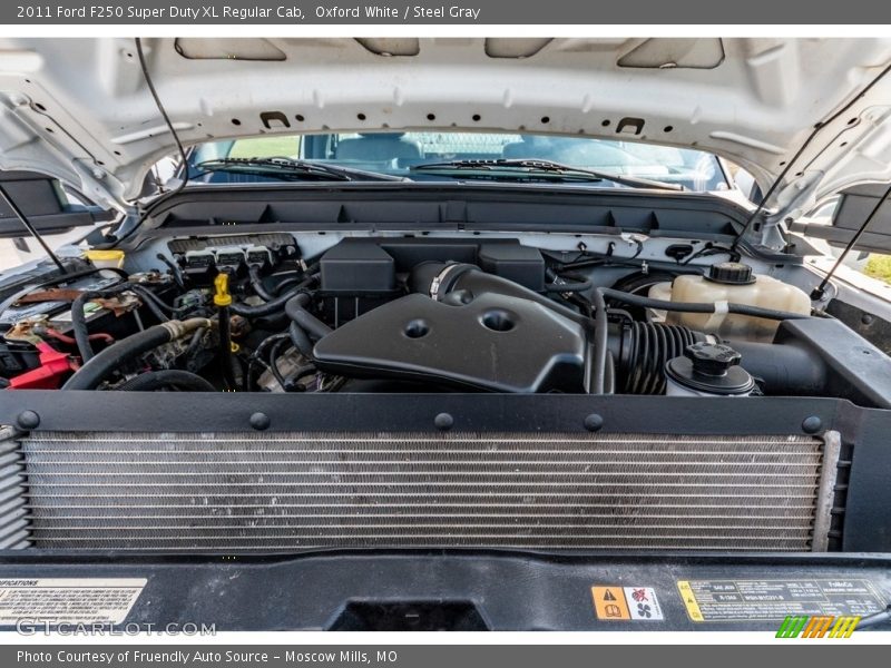 Oxford White / Steel Gray 2011 Ford F250 Super Duty XL Regular Cab
