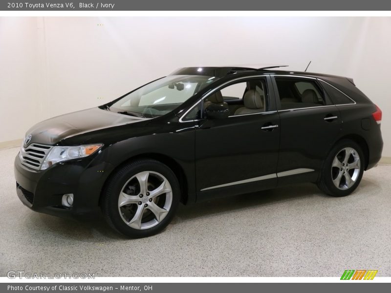 Black / Ivory 2010 Toyota Venza V6
