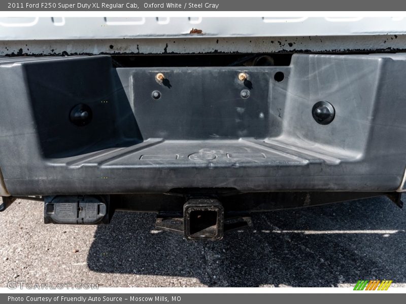 Oxford White / Steel Gray 2011 Ford F250 Super Duty XL Regular Cab
