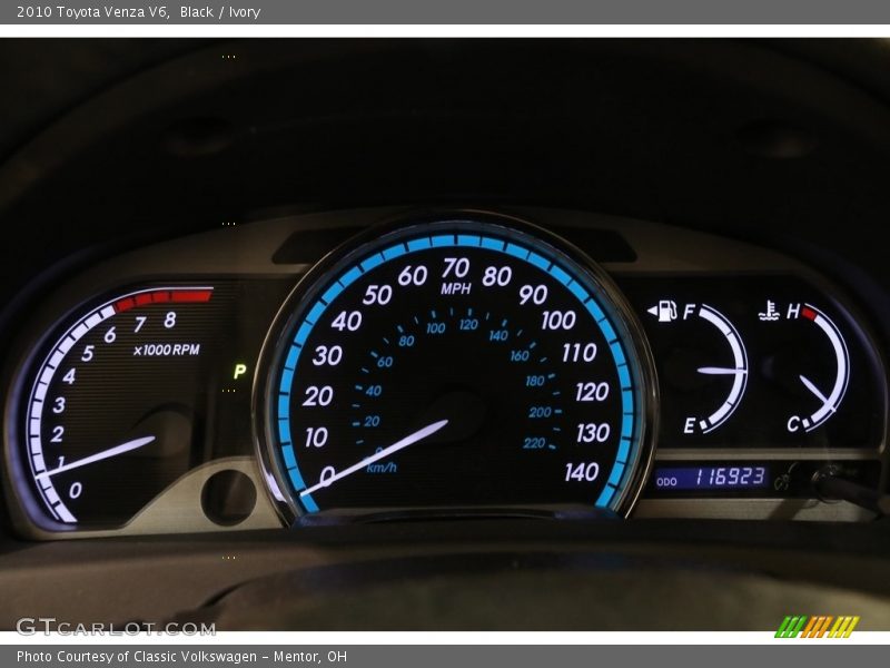 Black / Ivory 2010 Toyota Venza V6