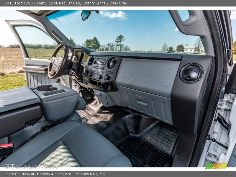 Oxford White / Steel Gray 2011 Ford F250 Super Duty XL Regular Cab