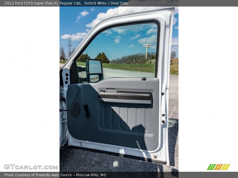 Oxford White / Steel Gray 2011 Ford F250 Super Duty XL Regular Cab