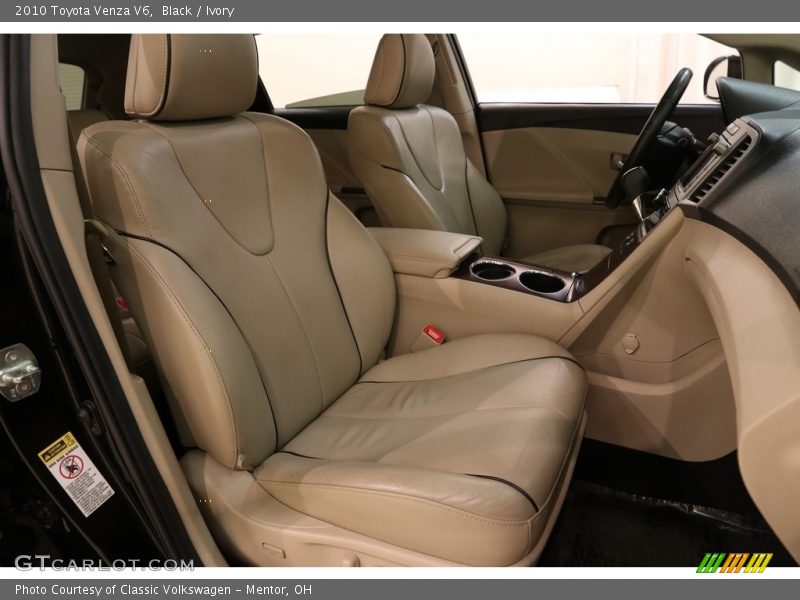Black / Ivory 2010 Toyota Venza V6