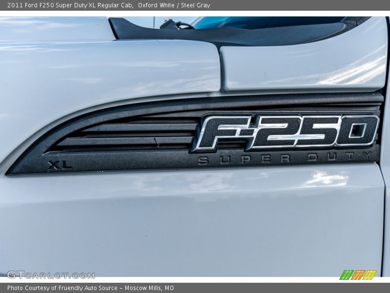 Oxford White / Steel Gray 2011 Ford F250 Super Duty XL Regular Cab
