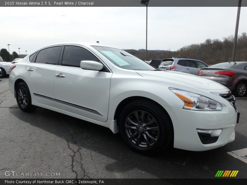 Pearl White / Charcoal 2015 Nissan Altima 2.5 S