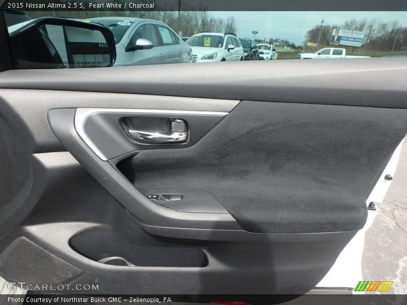Pearl White / Charcoal 2015 Nissan Altima 2.5 S