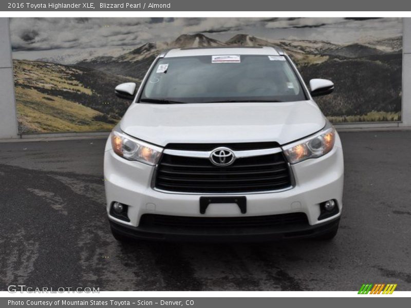 Blizzard Pearl / Almond 2016 Toyota Highlander XLE