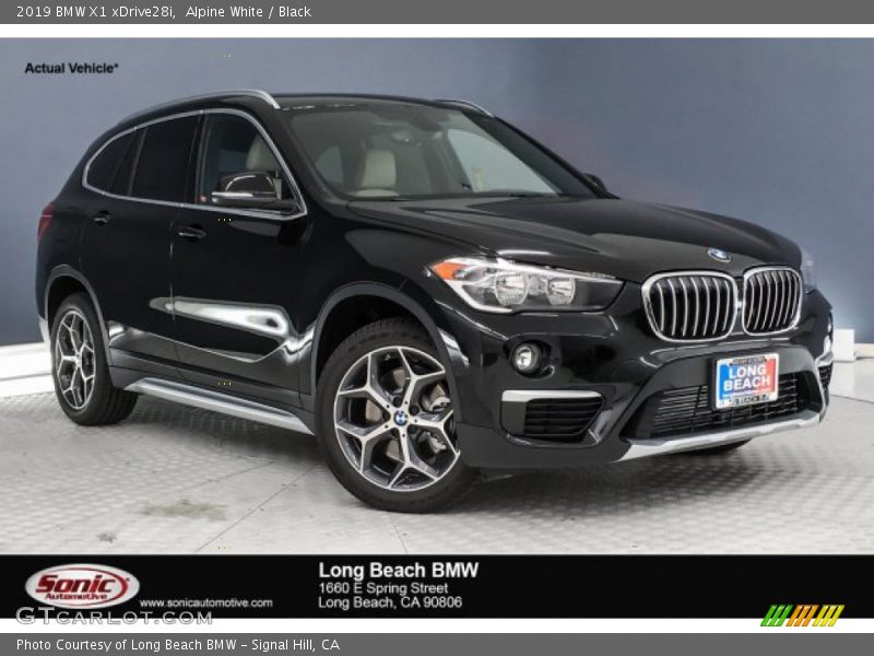 Alpine White / Black 2019 BMW X1 xDrive28i