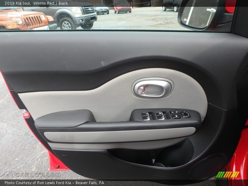 Inferno Red / Black 2019 Kia Soul