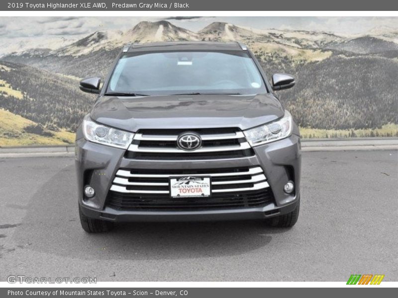 Predawn Gray Mica / Black 2019 Toyota Highlander XLE AWD