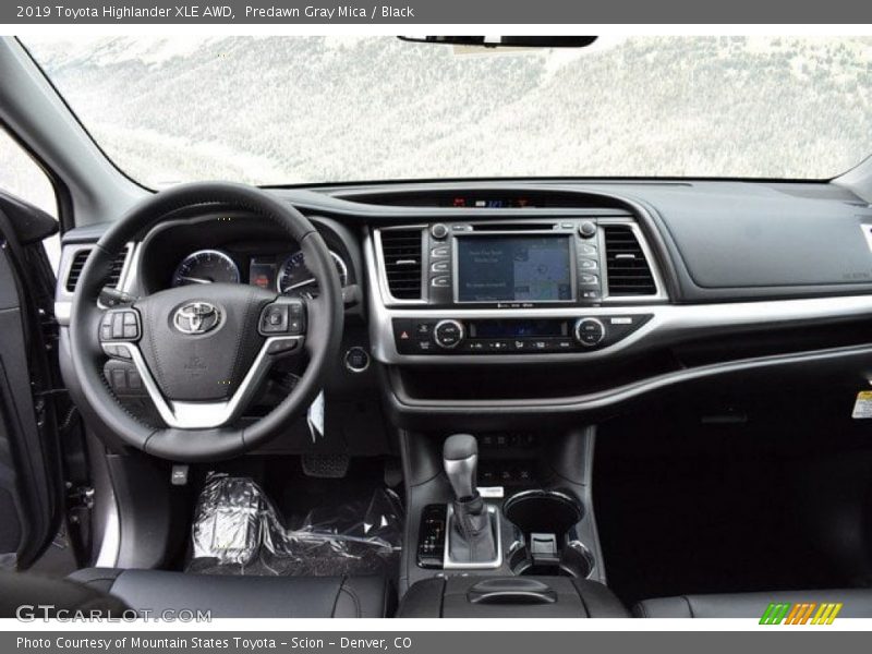 Predawn Gray Mica / Black 2019 Toyota Highlander XLE AWD