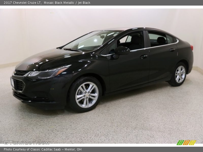 Mosaic Black Metallic / Jet Black 2017 Chevrolet Cruze LT