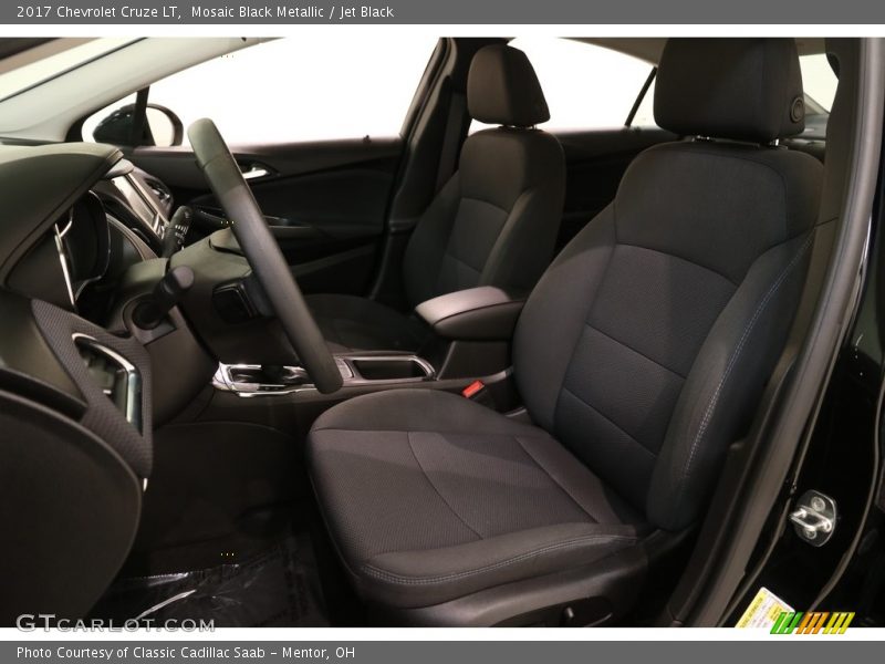 Mosaic Black Metallic / Jet Black 2017 Chevrolet Cruze LT