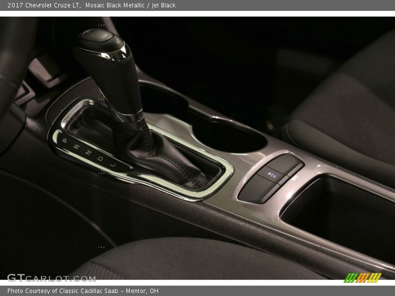 Mosaic Black Metallic / Jet Black 2017 Chevrolet Cruze LT