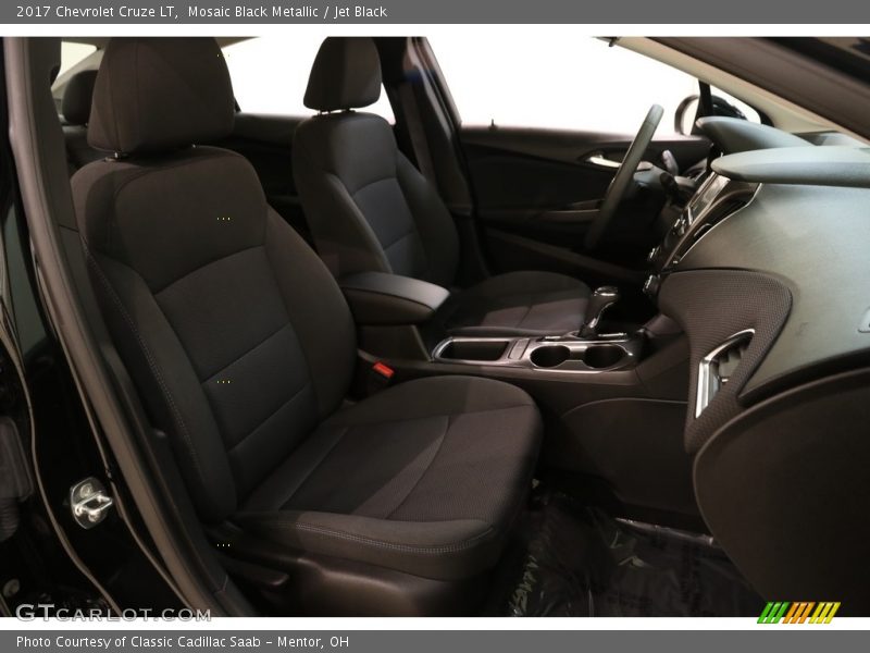 Mosaic Black Metallic / Jet Black 2017 Chevrolet Cruze LT