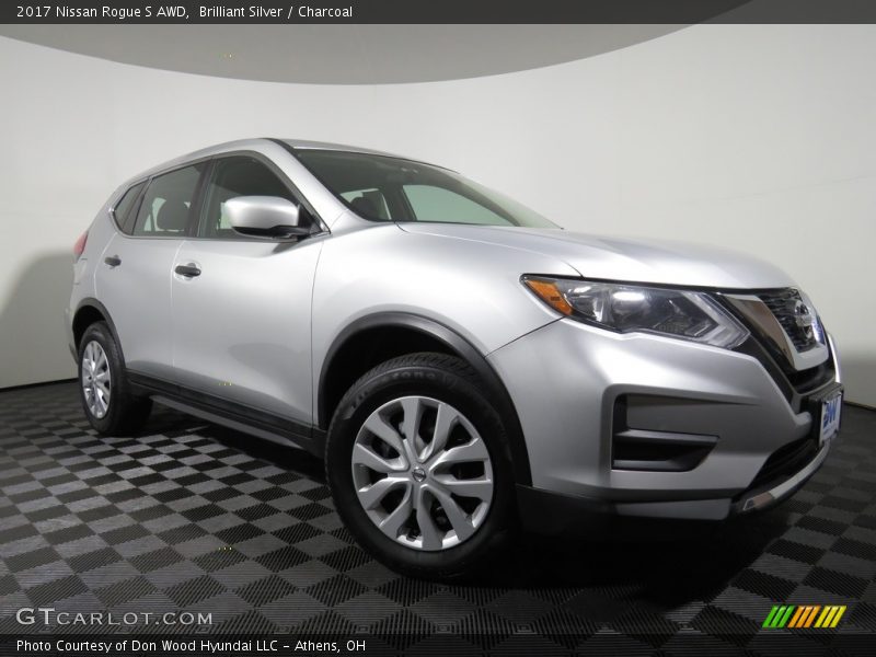 Brilliant Silver / Charcoal 2017 Nissan Rogue S AWD