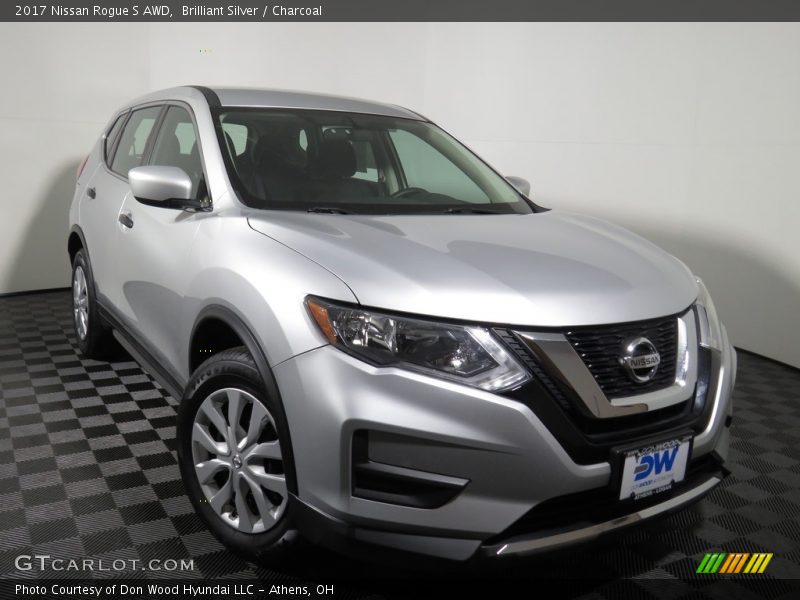 Brilliant Silver / Charcoal 2017 Nissan Rogue S AWD
