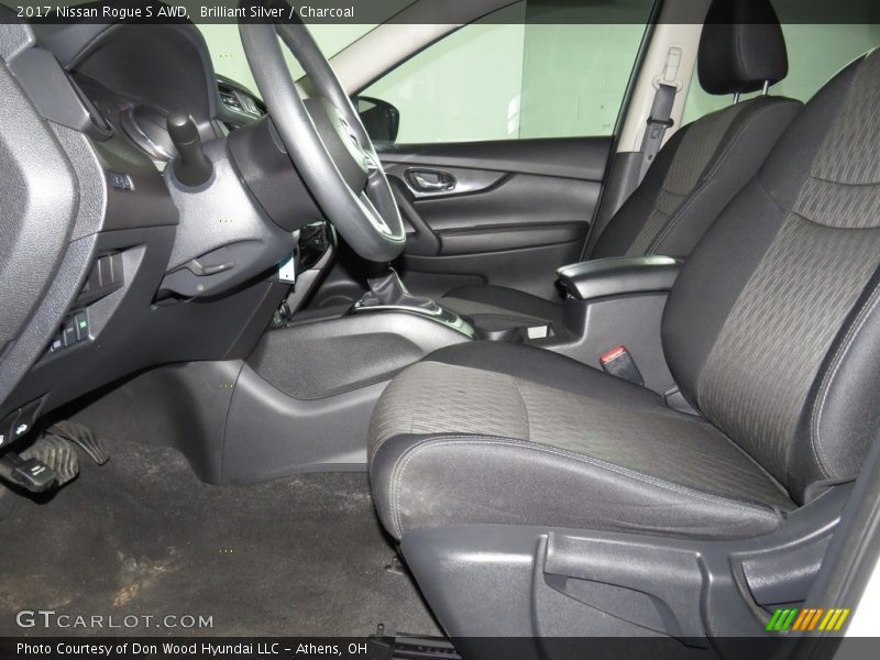 Brilliant Silver / Charcoal 2017 Nissan Rogue S AWD