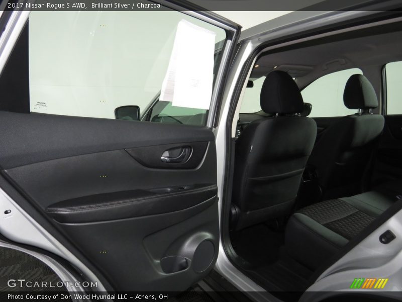 Brilliant Silver / Charcoal 2017 Nissan Rogue S AWD