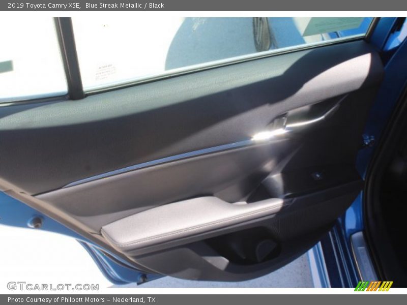 Blue Streak Metallic / Black 2019 Toyota Camry XSE