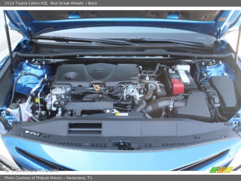 Blue Streak Metallic / Black 2019 Toyota Camry XSE
