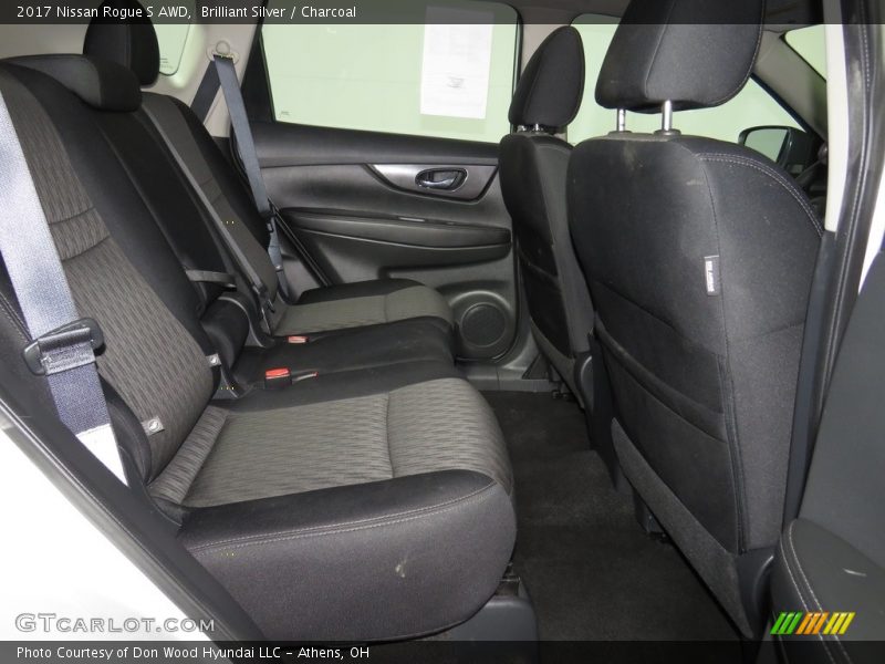 Brilliant Silver / Charcoal 2017 Nissan Rogue S AWD