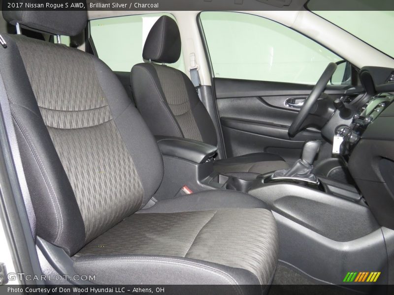 Brilliant Silver / Charcoal 2017 Nissan Rogue S AWD