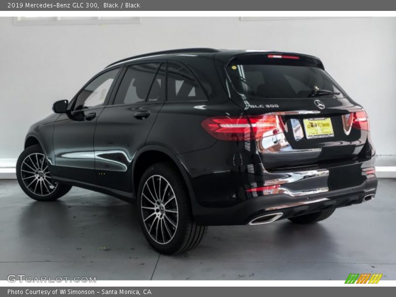 Black / Black 2019 Mercedes-Benz GLC 300