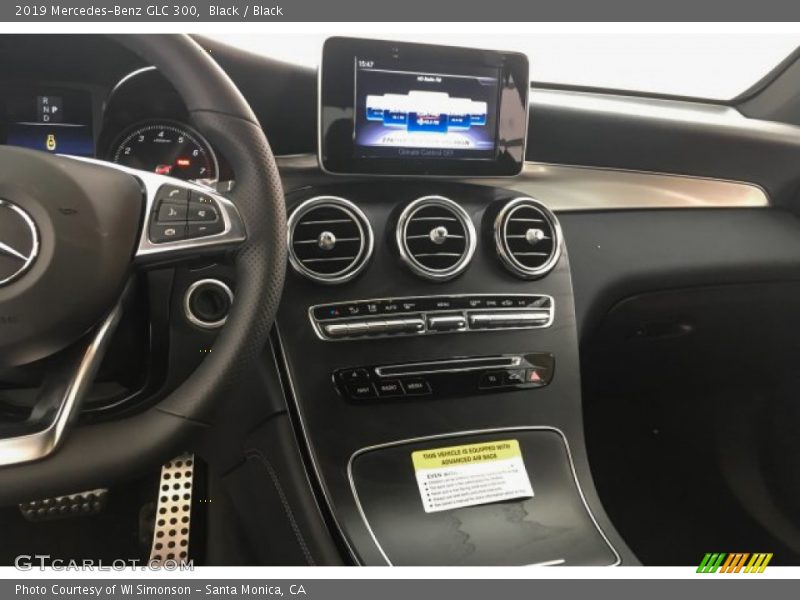 Black / Black 2019 Mercedes-Benz GLC 300