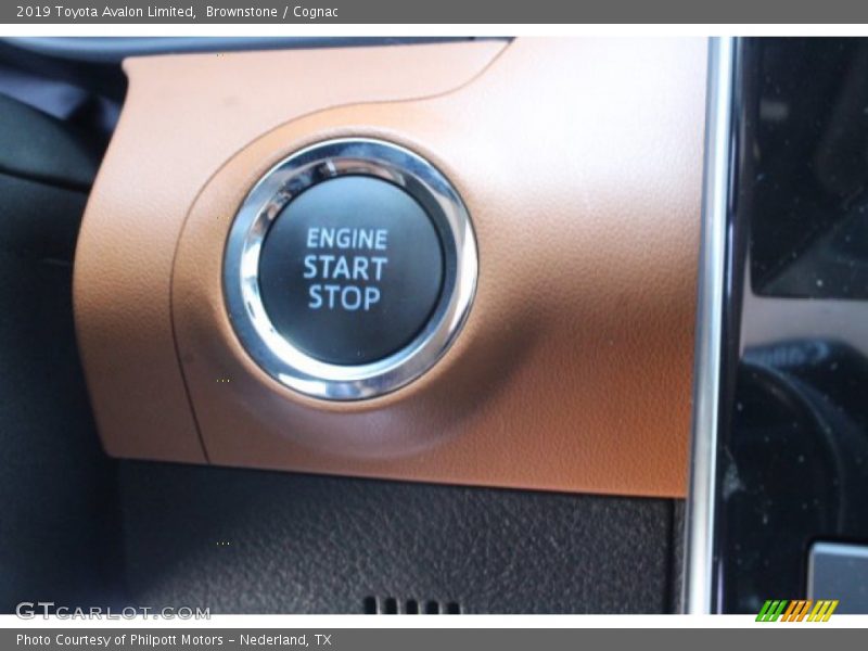 Brownstone / Cognac 2019 Toyota Avalon Limited
