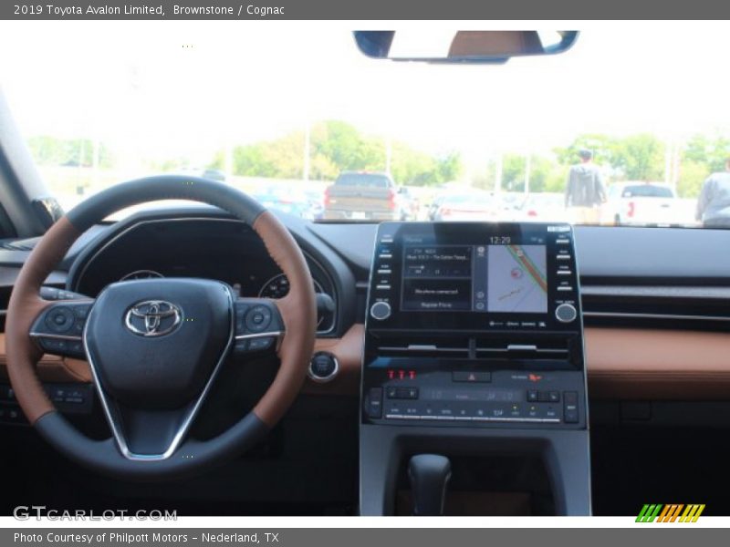 Brownstone / Cognac 2019 Toyota Avalon Limited