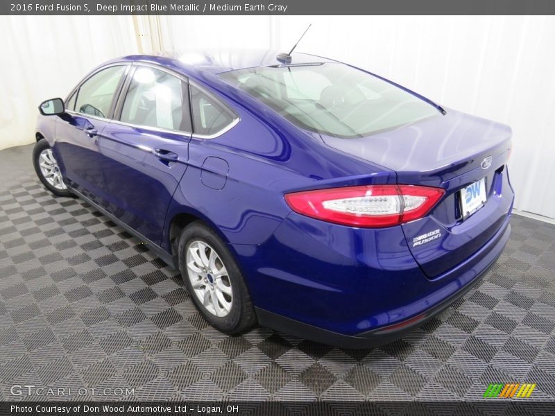 Deep Impact Blue Metallic / Medium Earth Gray 2016 Ford Fusion S