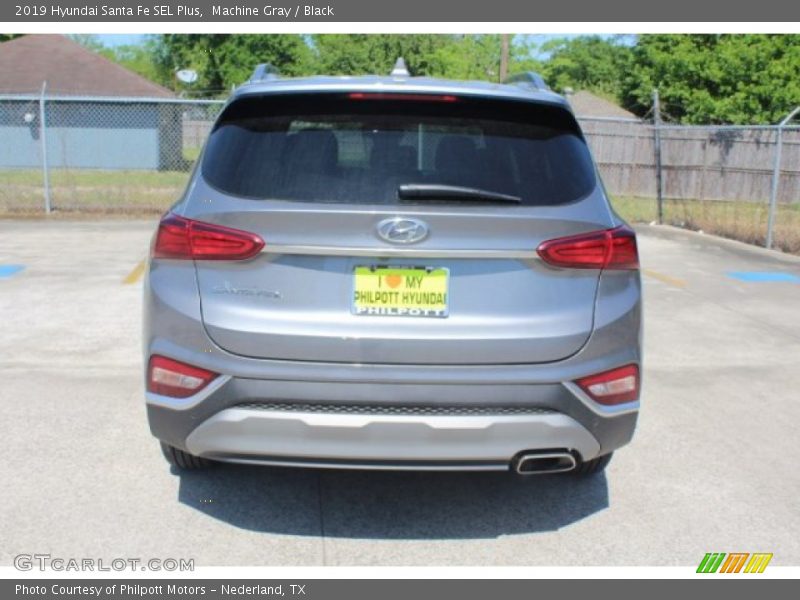Machine Gray / Black 2019 Hyundai Santa Fe SEL Plus