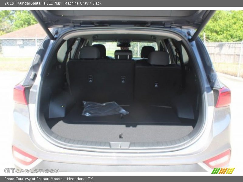 Machine Gray / Black 2019 Hyundai Santa Fe SEL Plus