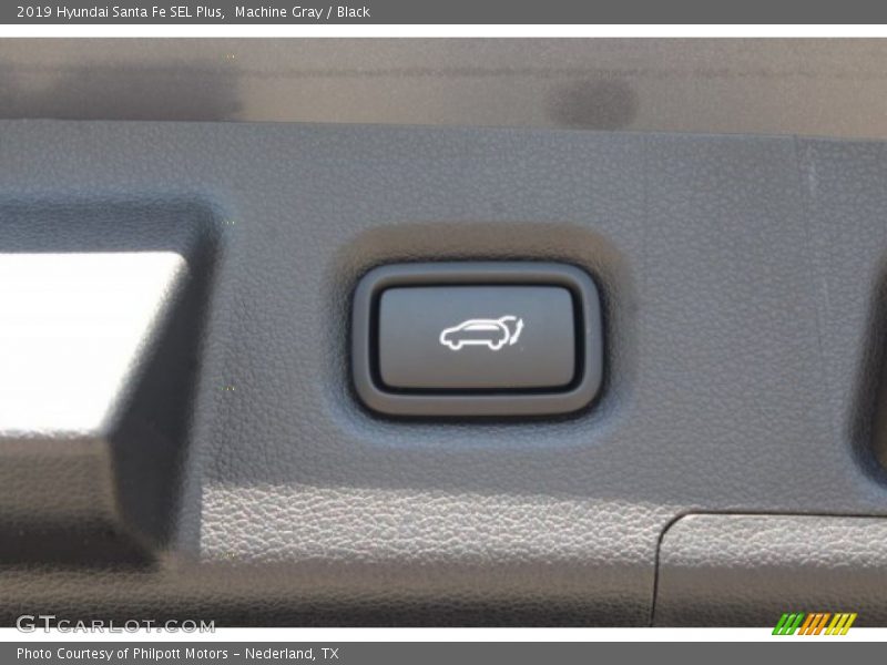 Machine Gray / Black 2019 Hyundai Santa Fe SEL Plus