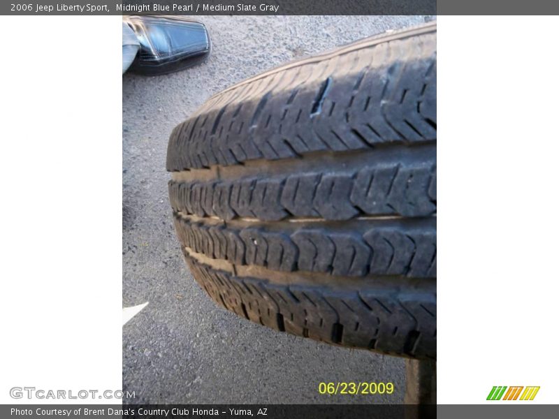 Midnight Blue Pearl / Medium Slate Gray 2006 Jeep Liberty Sport